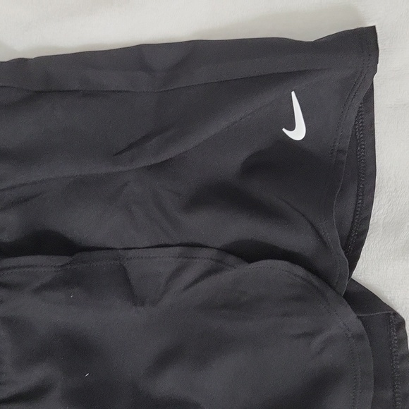 Nike Swim Black Skirt - Picture 2 of 7